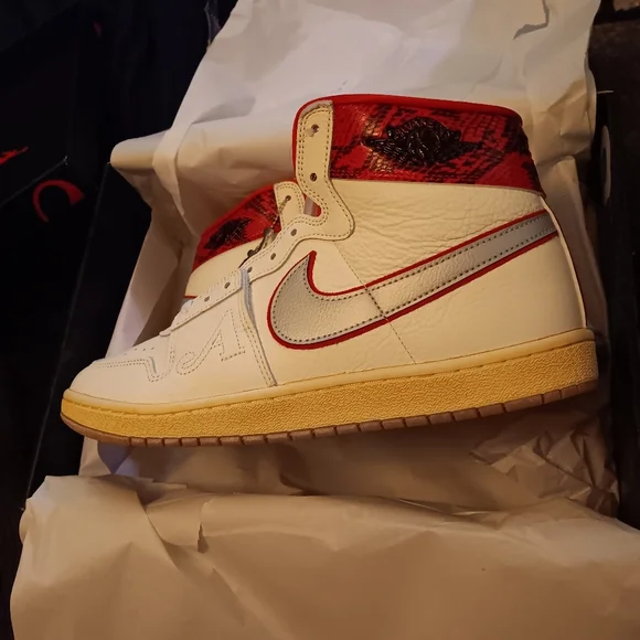 Jordan | Shoes | Air Jordan Awake Size 3 Red And White  display picture 3